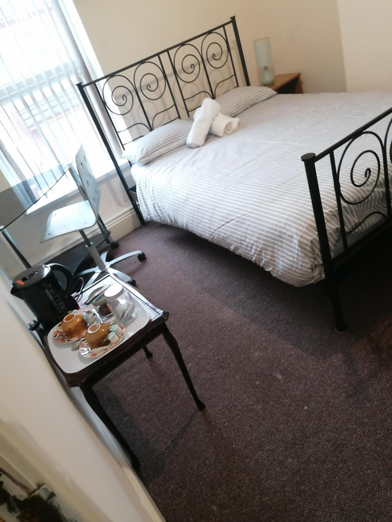 Hygis Home Of Relaxations Stoke-on-Trent 외부 사진